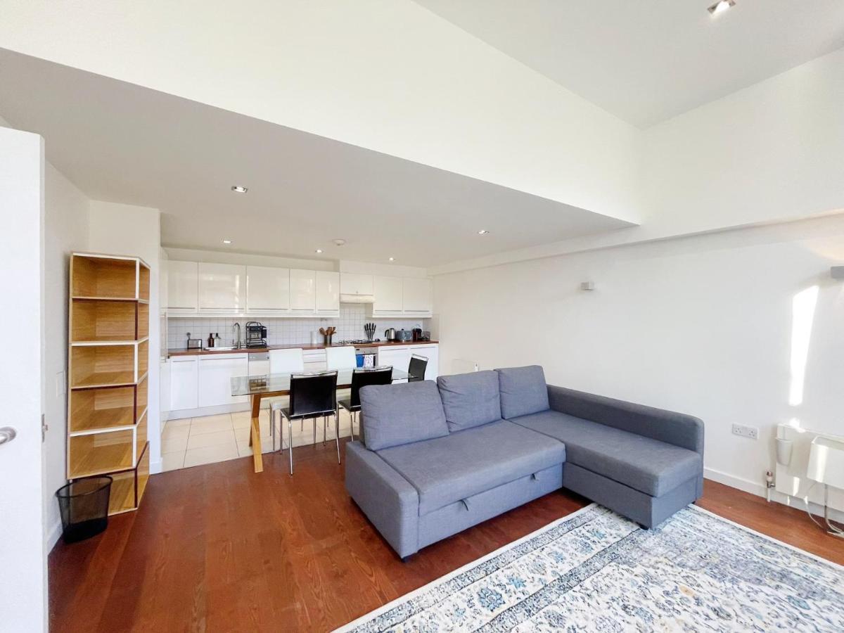 Portobello Dock Canalside Apartment London Exterior foto